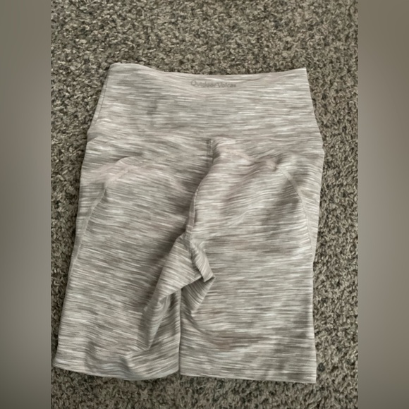 Outdoor Voices Pants - Outdoor Voices Biker Shorts